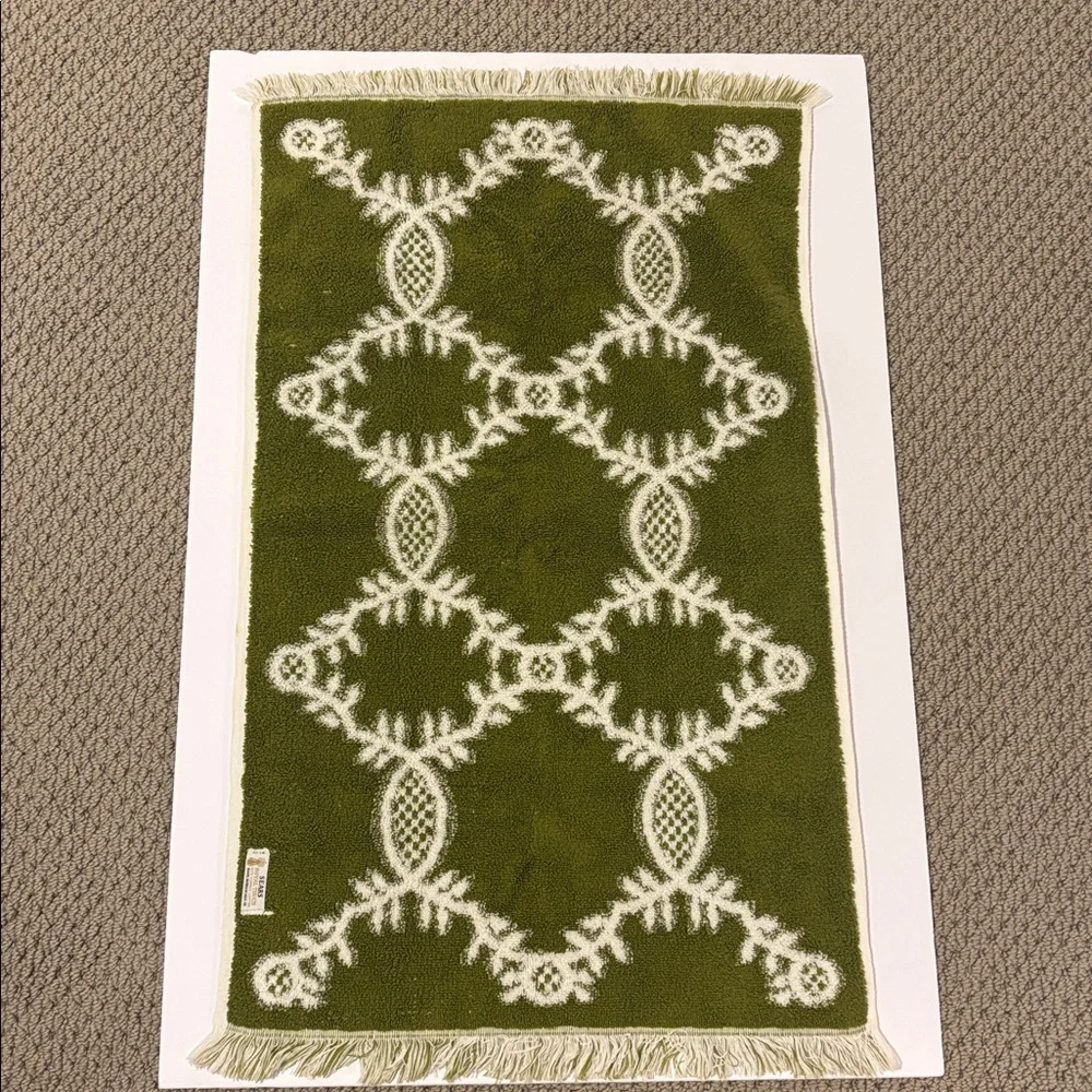 Vintage SEARS Royal Touch Hand Towels Green And White Cotton Mid Century Retro